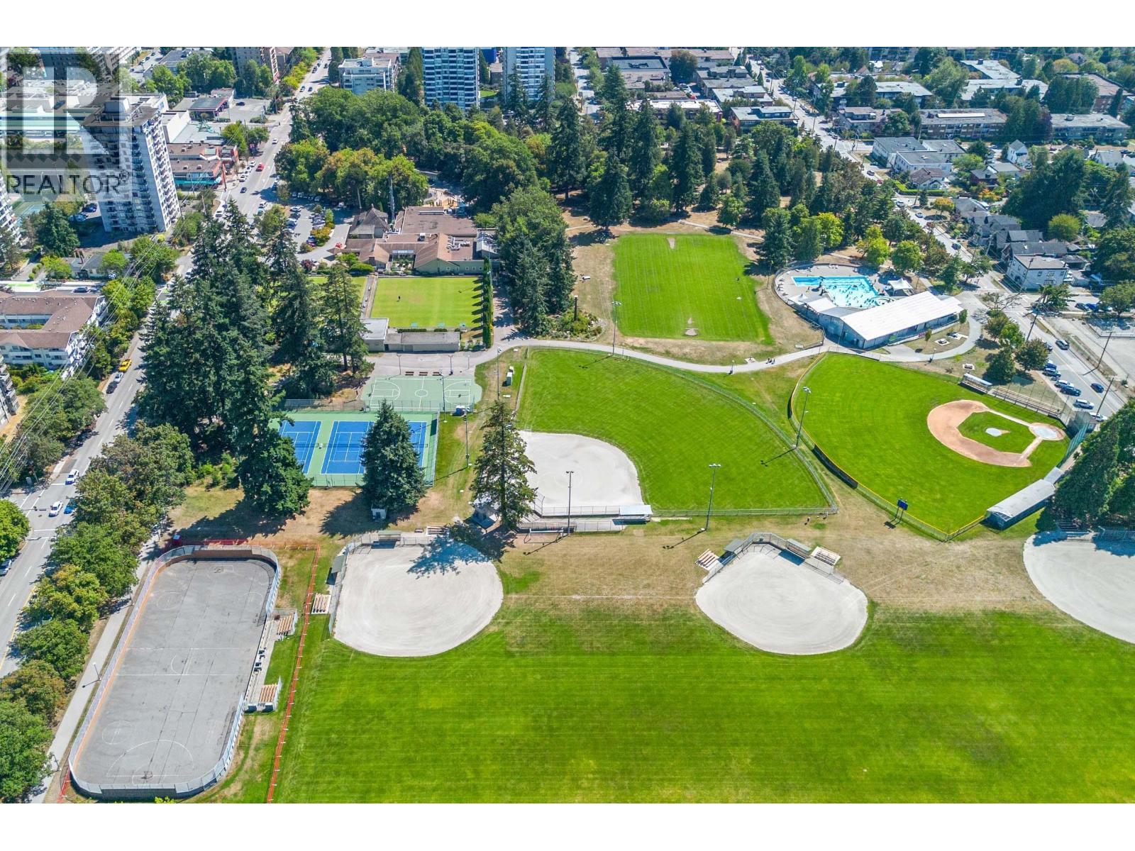 703 550 Eighth Street, New Westminster, British Columbia  V3M 3R9 - Photo 32 - R3154334