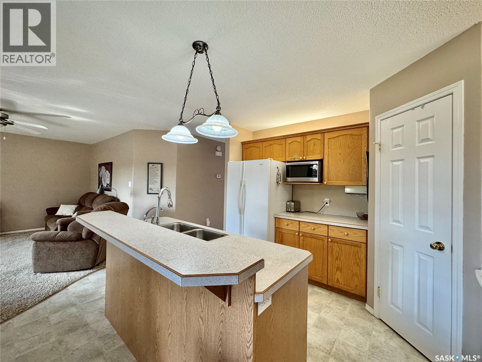 105 Russell Drive, Yorkton, Saskatchewan  S3N 4E8 - Photo 22 - SK045289