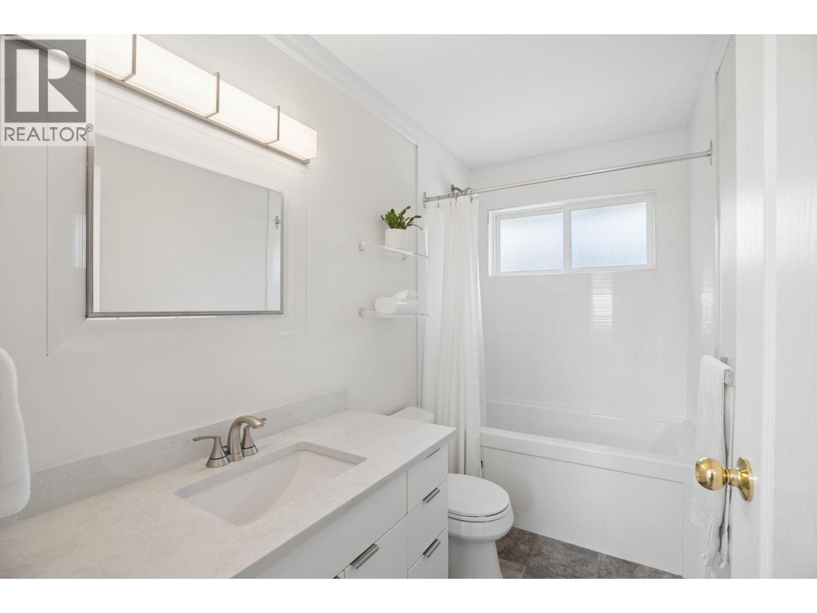 12498 202b Street, Maple Ridge, British Columbia V2X 9X3 - Photo 26 - R3154616