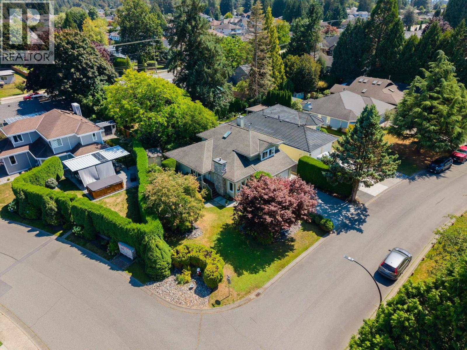 12498 202b Street, Maple Ridge, British Columbia V2X 9X3 - Photo 39 - R3154616