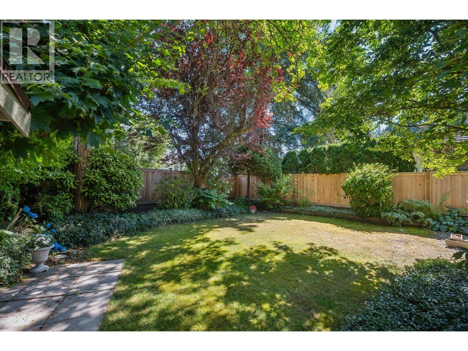 12498 202b Street, Maple Ridge, British Columbia V2X 9X3 - Photo 34 - R3154616