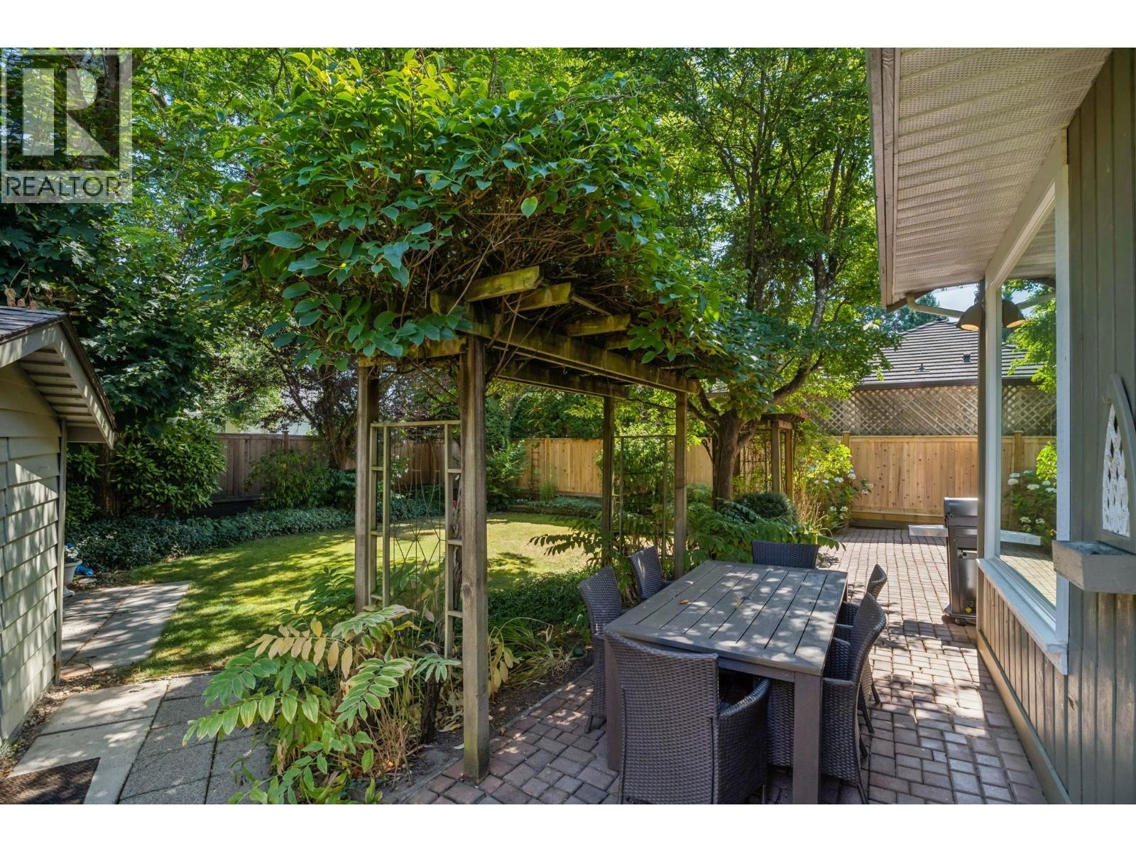 12498 202b Street, Maple Ridge, British Columbia V2X 9X3 - Photo 33 - R3154616