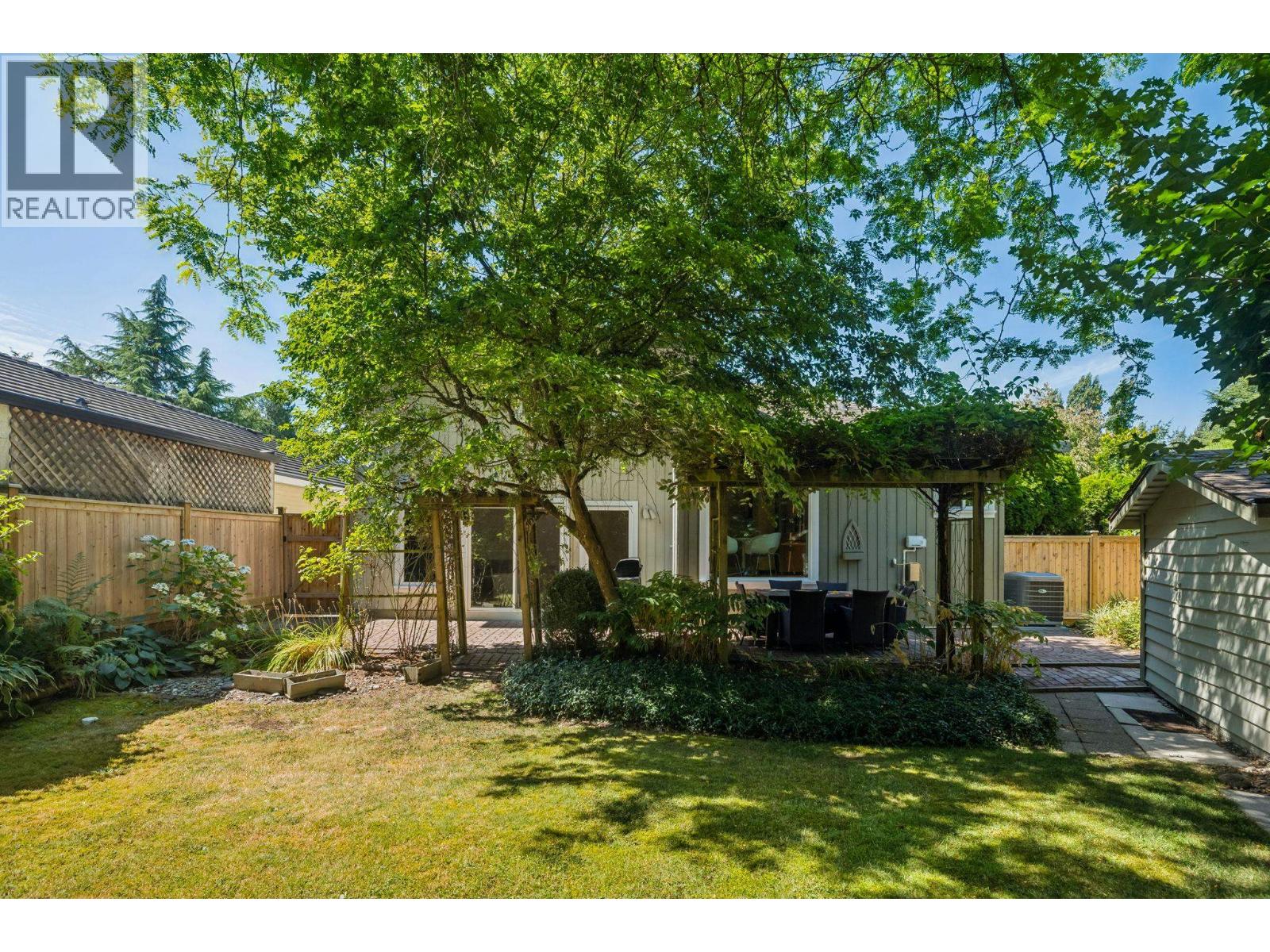 12498 202b Street, Maple Ridge, British Columbia V2X 9X3 - Photo 36 - R3154616