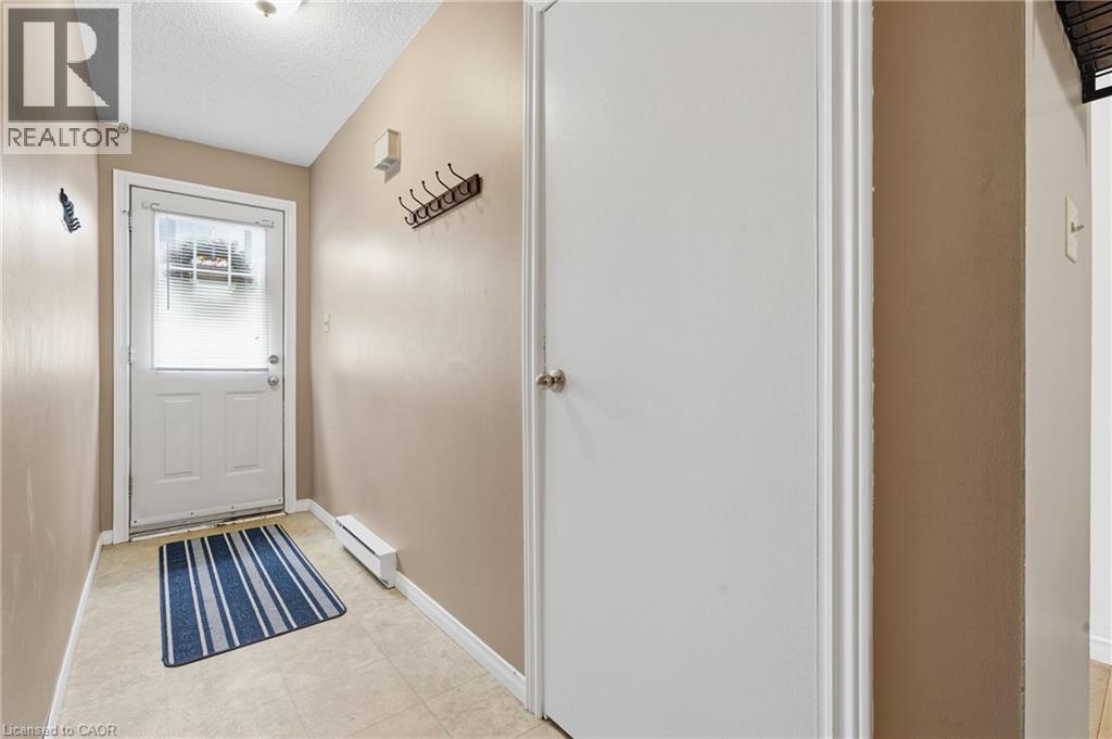 513 Weber Street N Unit# B, Waterloo, Ontario  N2L 4G1 - Photo 3 - 40840623