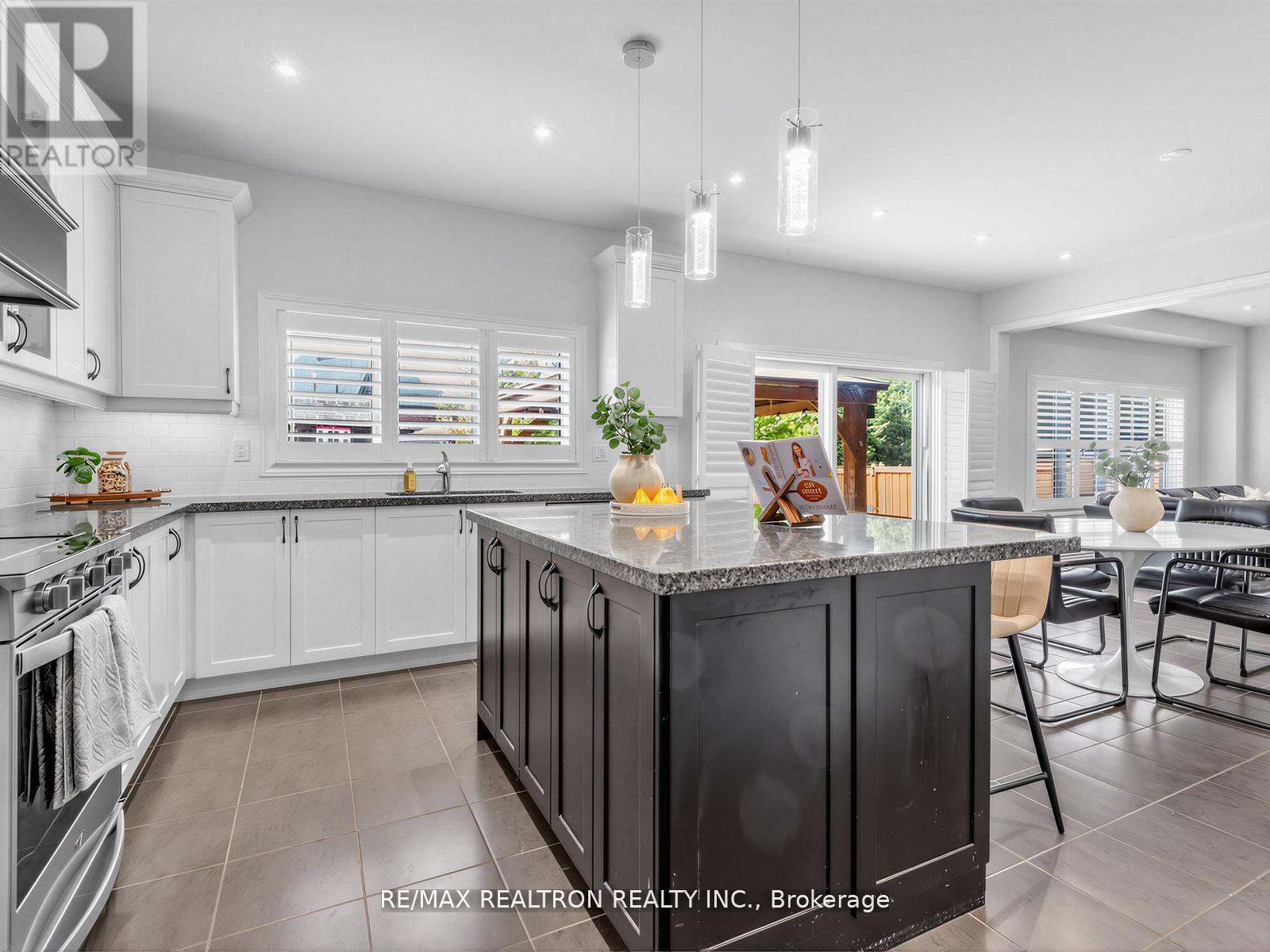 1787 Emberton Way, Innisfil, Ontario  L9S 0N4 - Photo 7 - N13664720