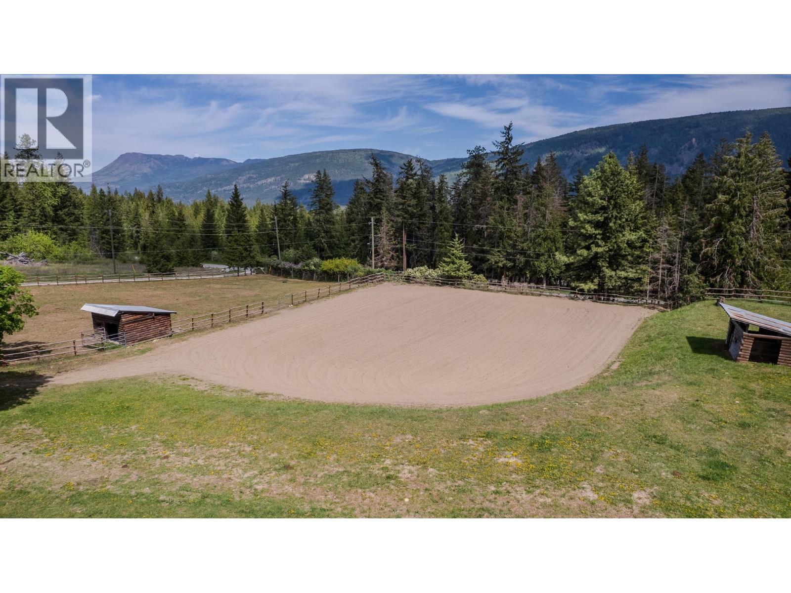 2086 Yankee Flats Road, Salmon Arm, British Columbia  V1E 3J3 - Photo 76 - 10387128