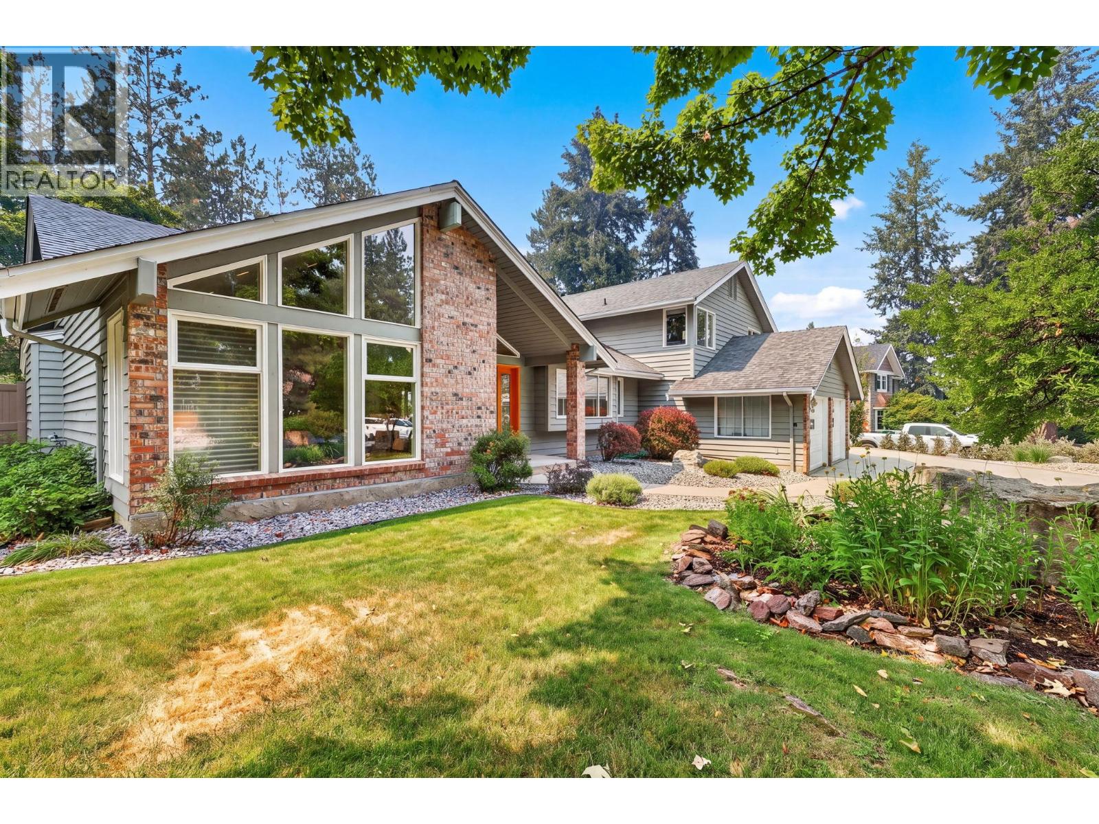 4740 Parkridge Drive, Kelowna, British Columbia  V1W 3A5 - Photo 2 - 10396624