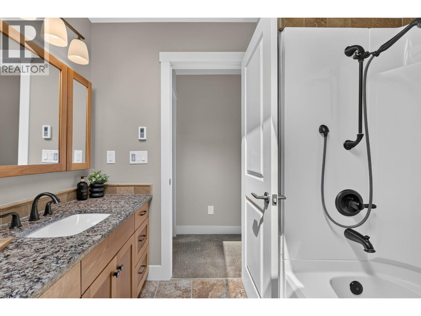 4740 Parkridge Drive, Kelowna, British Columbia  V1W 3A5 - Photo 41 - 10396624