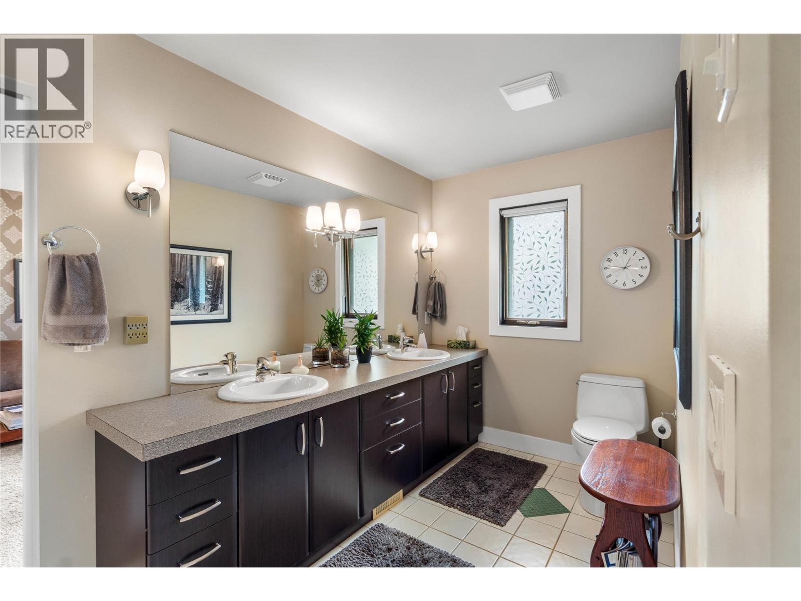 3020 Kicking Horse Drive, Kamloops, British Columbia  V2E 2T6 - Photo 39 - 10397270