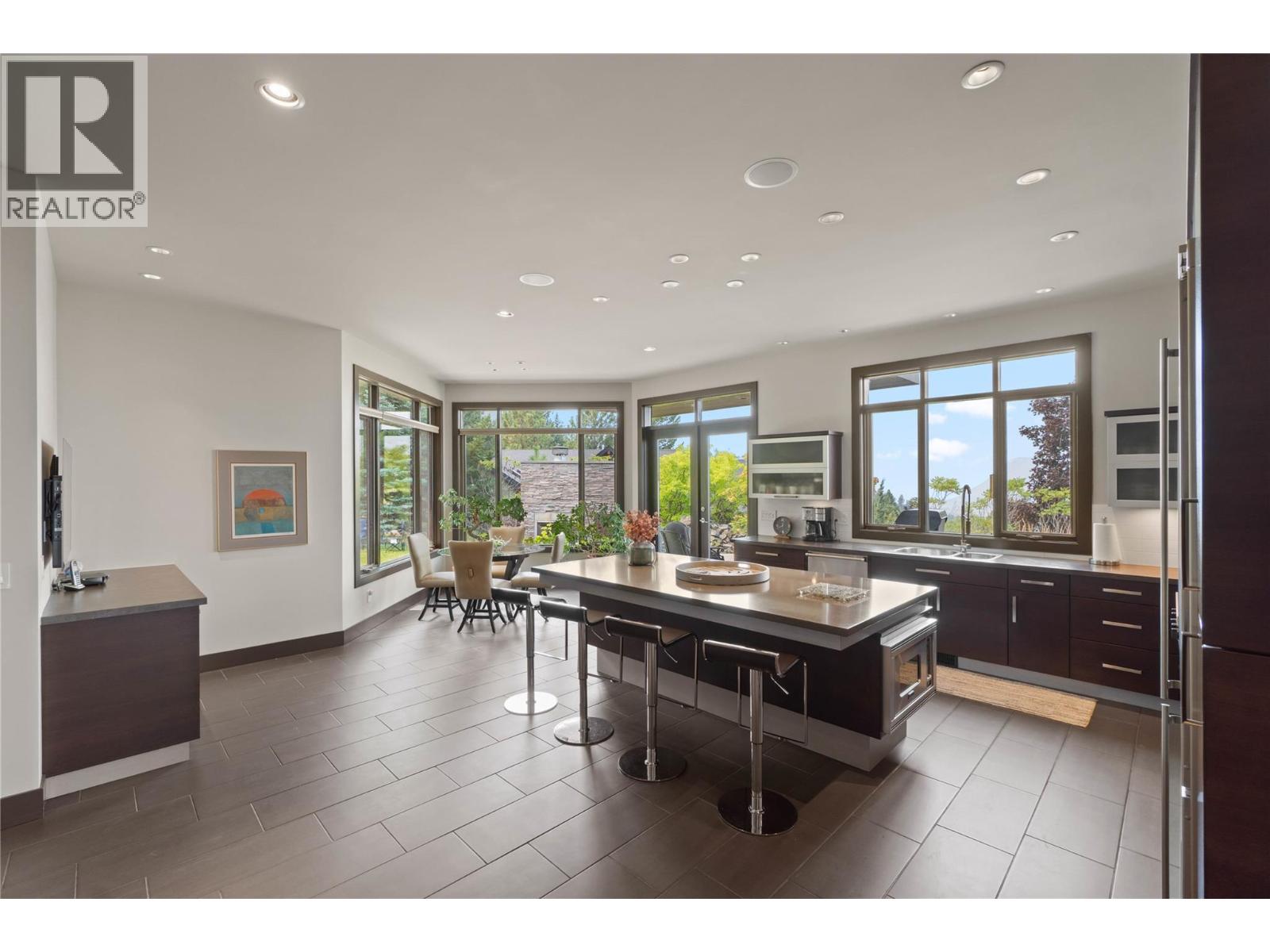 3020 Kicking Horse Drive, Kamloops, British Columbia  V2E 2T6 - Photo 30 - 10397270