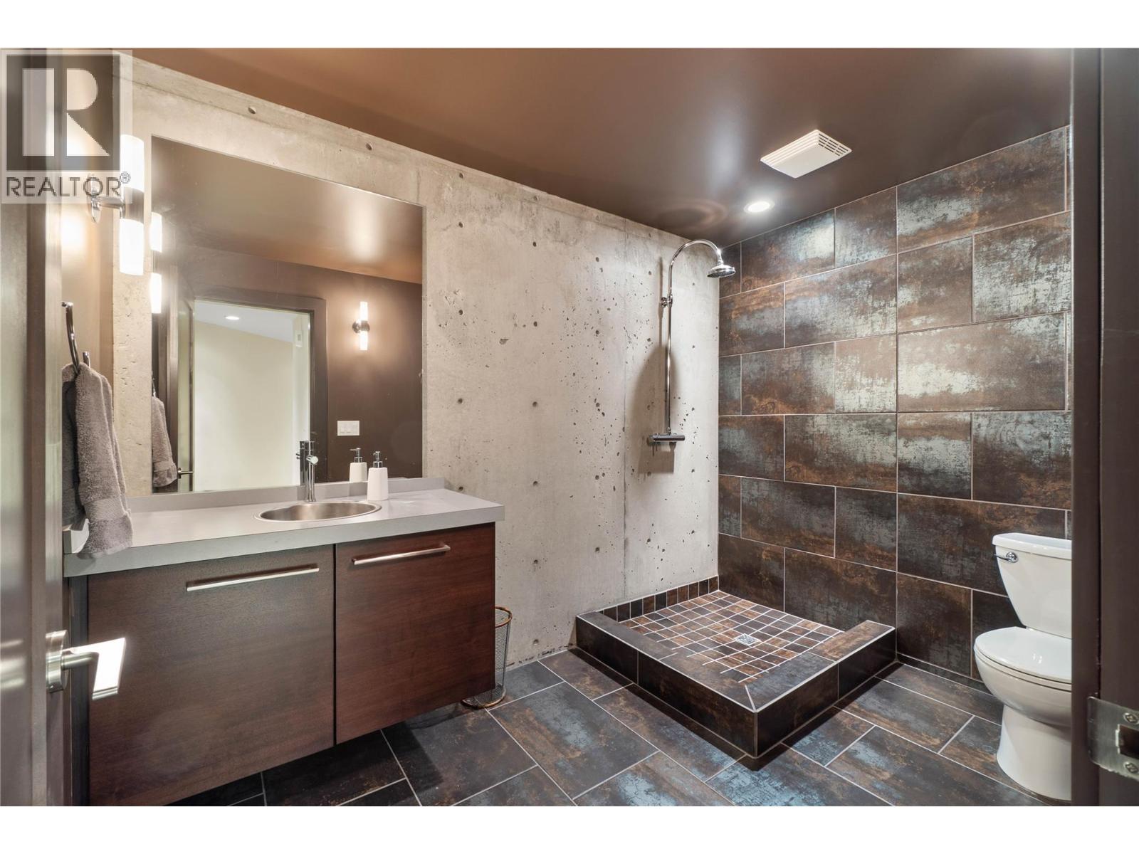 3020 Kicking Horse Drive, Kamloops, British Columbia  V2E 2T6 - Photo 45 - 10397270