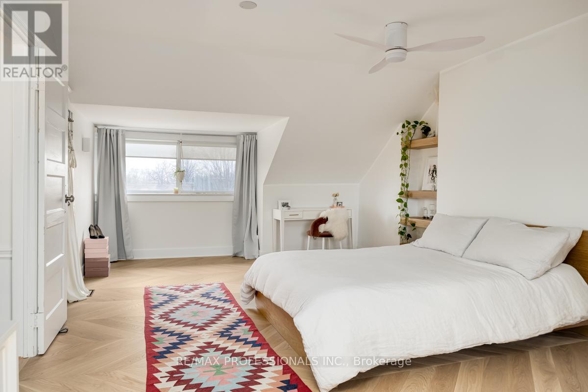 1381 Lansdowne Avenue, Toronto, Ontario M6H 3Z9 - Photo 32 - W13664722