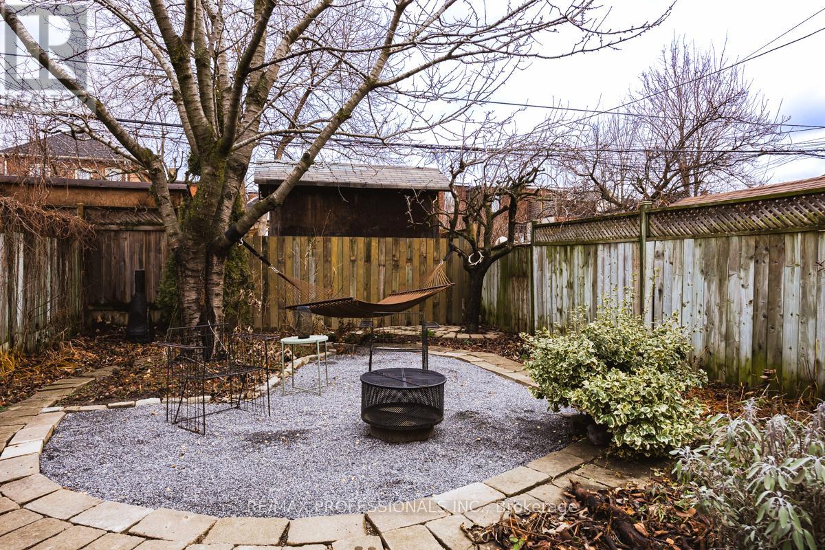 1381 Lansdowne Avenue, Toronto, Ontario M6H 3Z9 - Photo 35 - W13664722