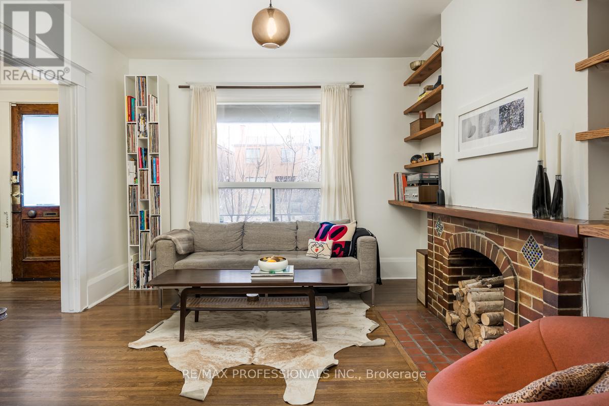 1381 Lansdowne Avenue, Toronto, Ontario M6H 3Z9 - Photo 7 - W13664722