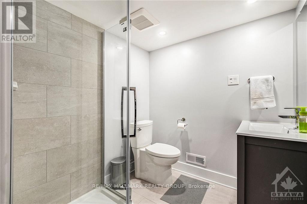 92 Gillespie Crescent, Ottawa, Ontario  K1V 0J2 - Photo 19 - X13664018
