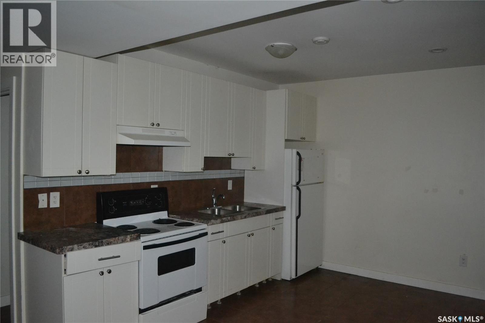 417 S Avenue S, Saskatoon, Saskatchewan  S7M 3A3 - Photo 7 - SK043443