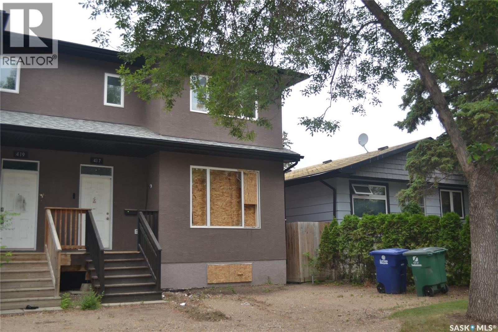 417 S Avenue S, Saskatoon, Saskatchewan  S7M 3A3 - Photo 1 - SK043443