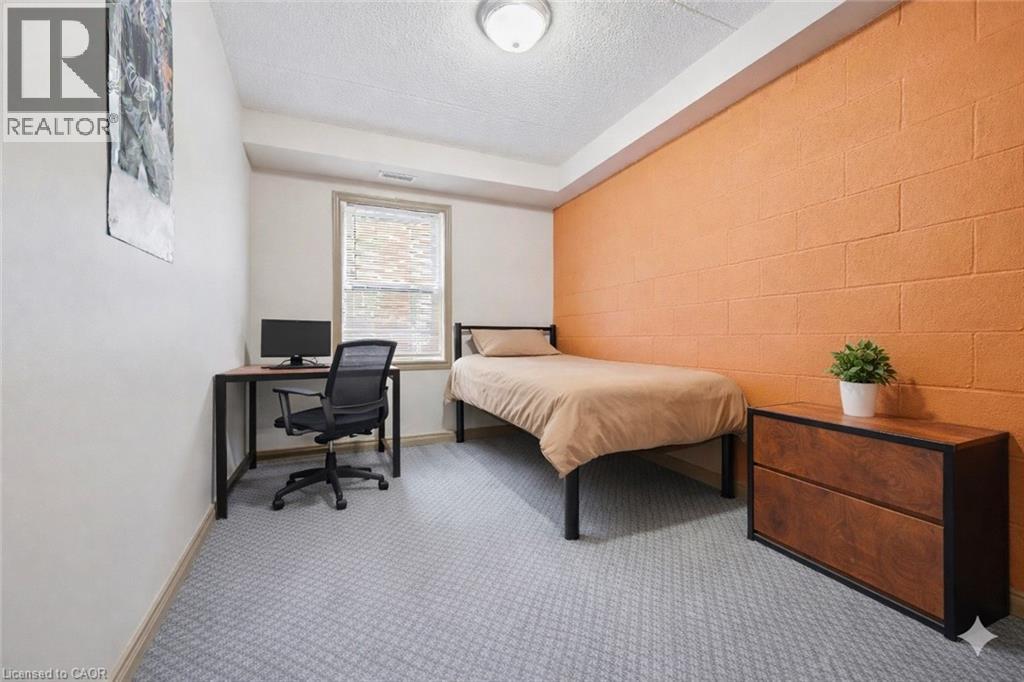 271 Lester Street Unit# 102, Waterloo, Ontario  N2L 3W6 - Photo 13 - 40841864