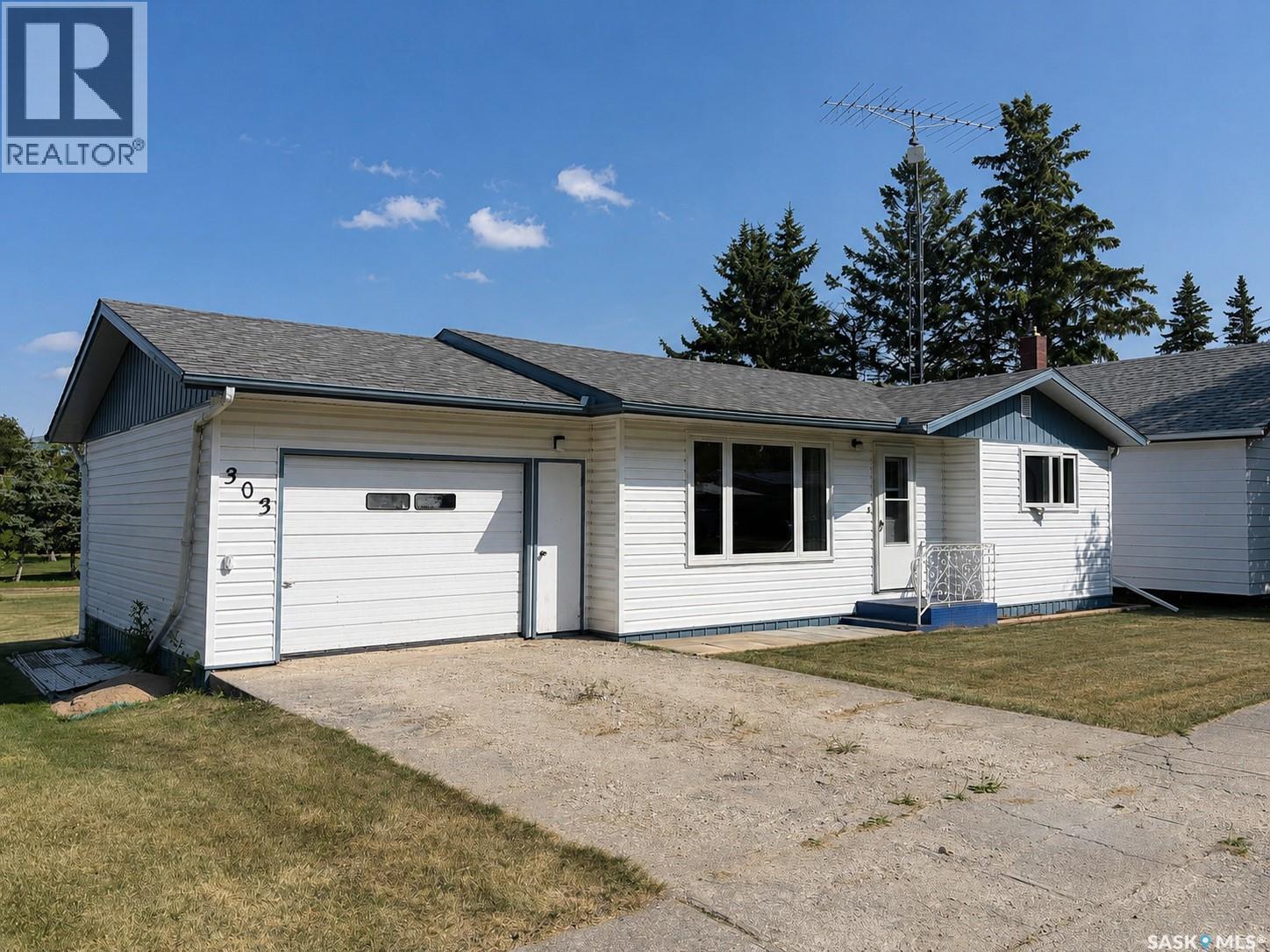 303 Louis Street, Neudorf, Saskatchewan  S0A 2T0 - Photo 1 - SK045058