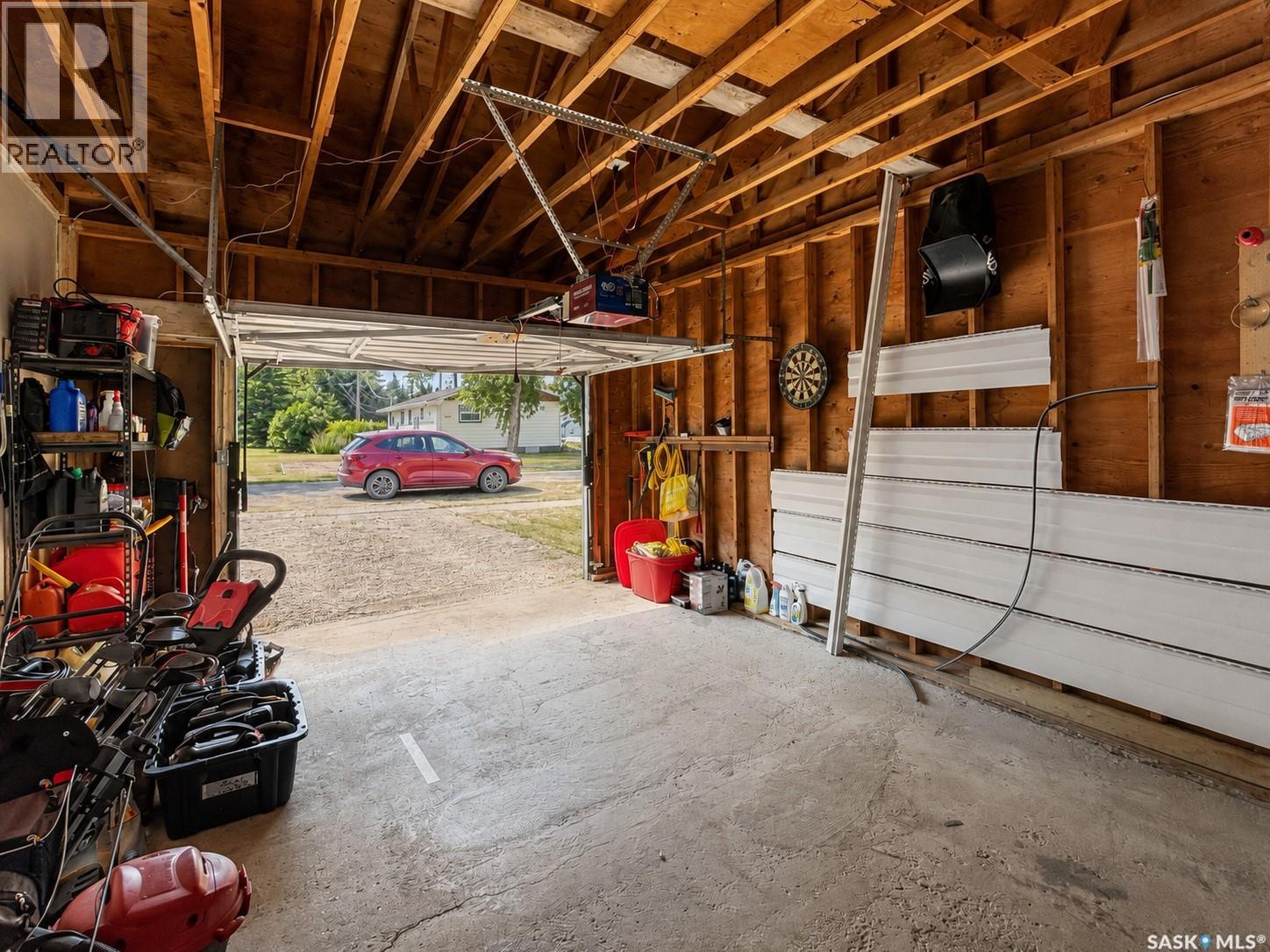 303 Louis Street, Neudorf, Saskatchewan  S0A 2T0 - Photo 31 - SK045058