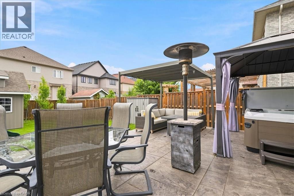 921 Eden Oak Court, Kitchener, Ontario  N2A 0H4 - Photo 39 - 40842172