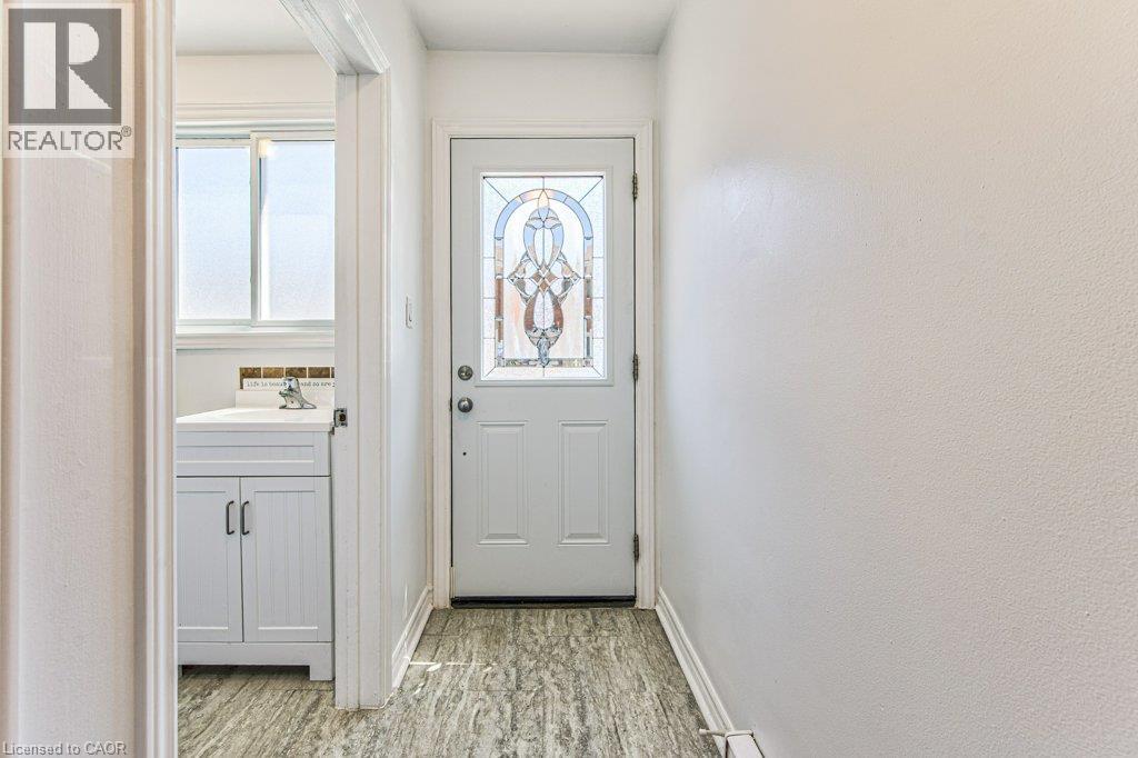 48 Windom Road Unit# L, Kitchener, Ontario  N2A 2P4 - Photo 3 - 40850895