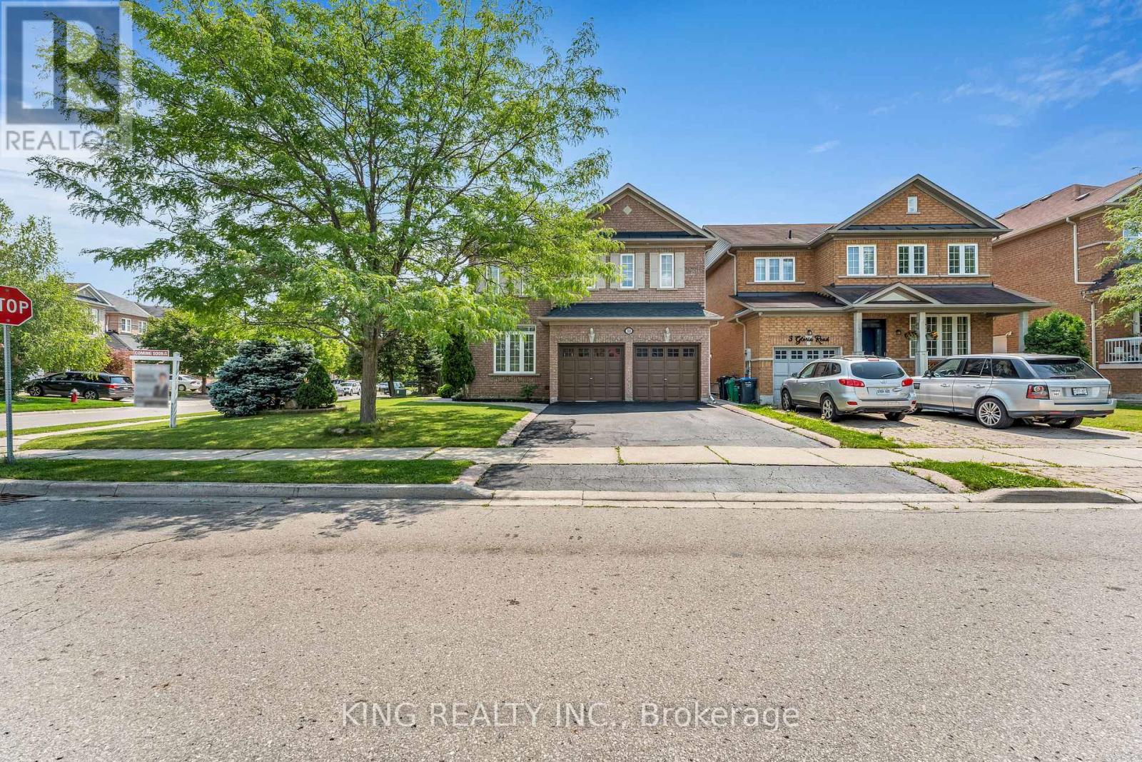 100 PANTOMINE BOULEVARD, Brampton, Ontario