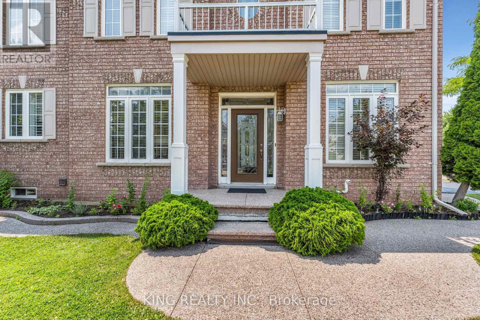 100 Pantomine Boulevard, Brampton, Ontario  L6Y 5N4 - Photo 4 - W13664366
