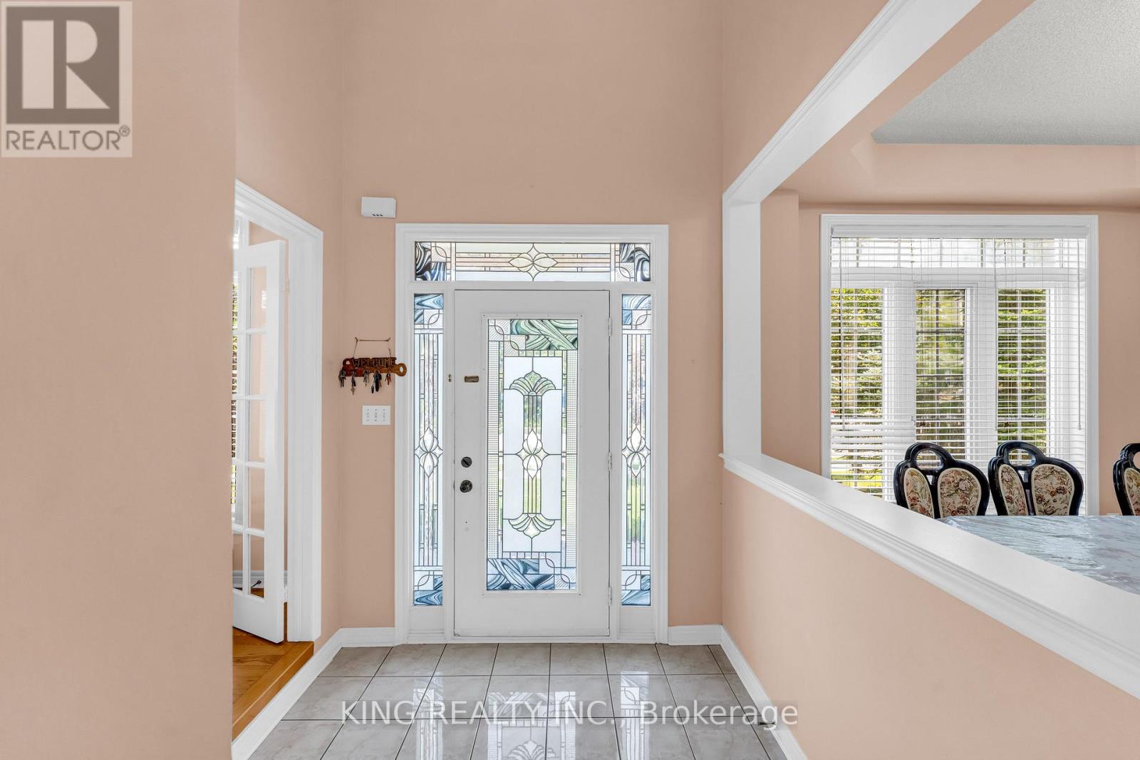 100 Pantomine Boulevard, Brampton, Ontario  L6Y 5N4 - Photo 5 - W13664366