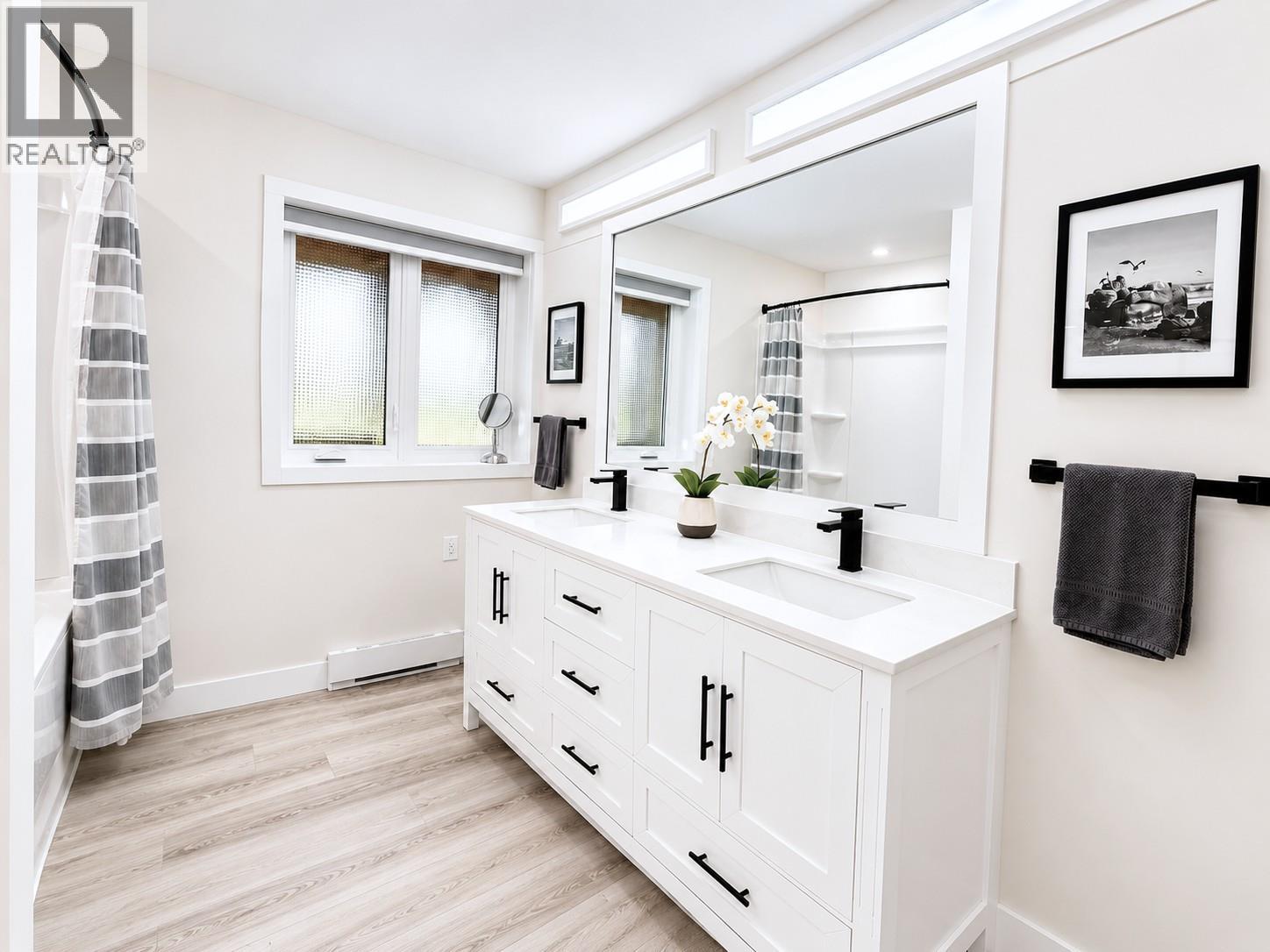 1922 Glen Gary Drive, Kamloops, British Columbia  V2E 1R4 - Photo 18 - 10397461