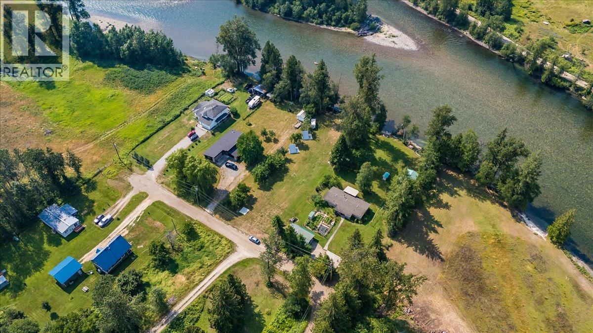 3045 Bower Road, Slocan Park, British Columbia  V0G 2E0 - Photo 33 - 10396365