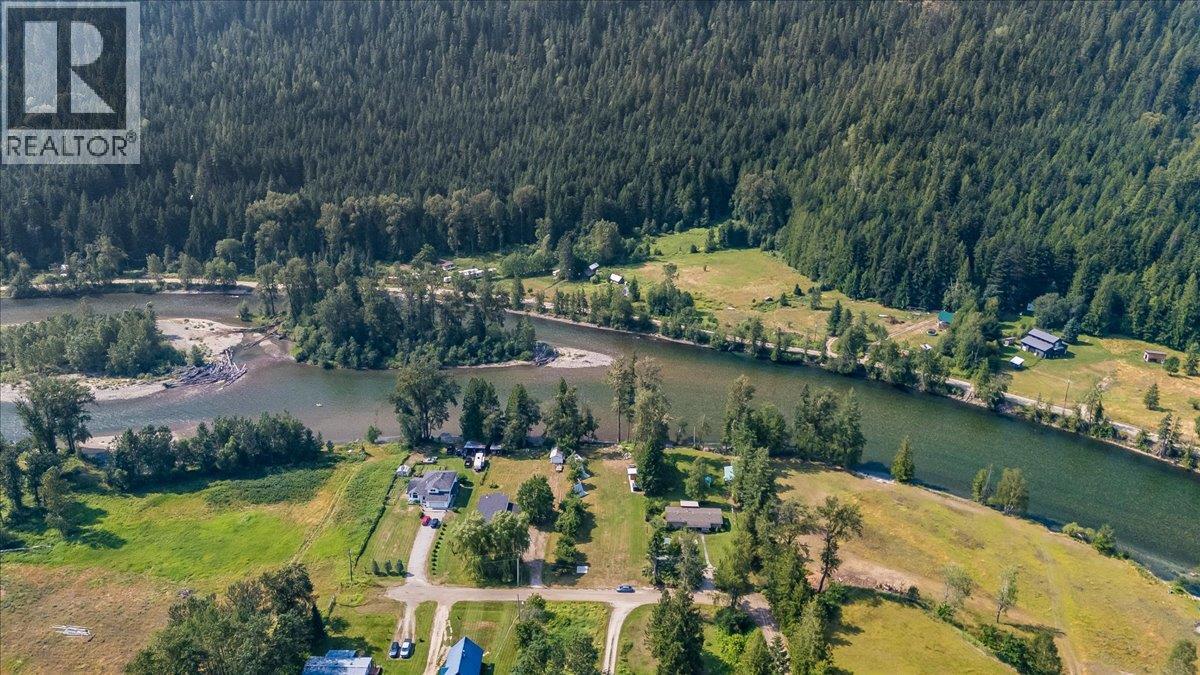 3045 Bower Road, Slocan Park, British Columbia  V0G 2E0 - Photo 34 - 10396365