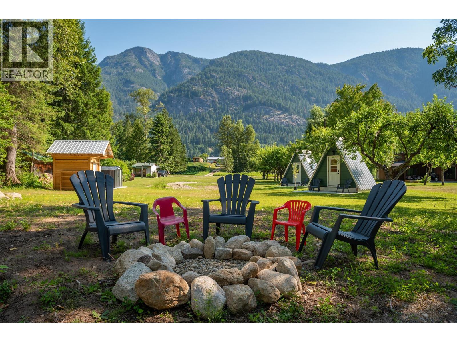 3045 Bower Road, Slocan Park, British Columbia  V0G 2E0 - Photo 12 - 10396365