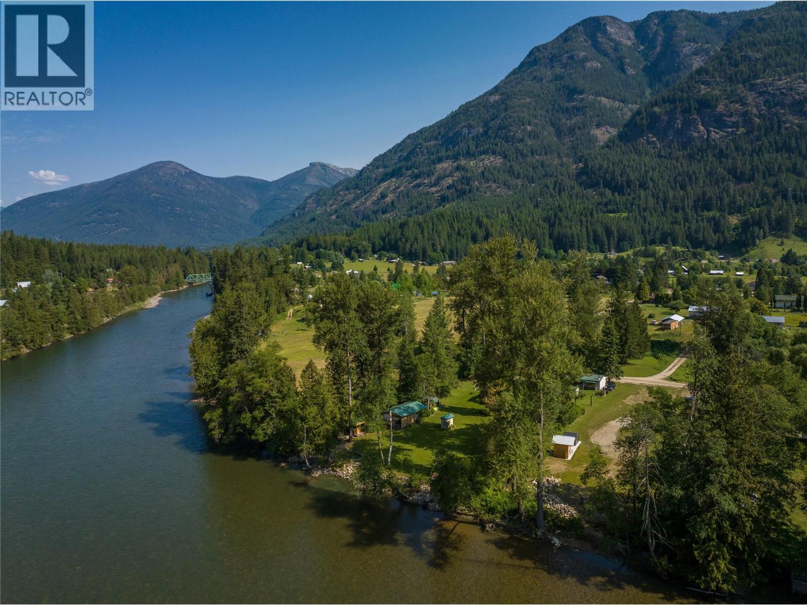 3045 Bower Road, Slocan Park, British Columbia  V0G 2E0 - Photo 15 - 10396365