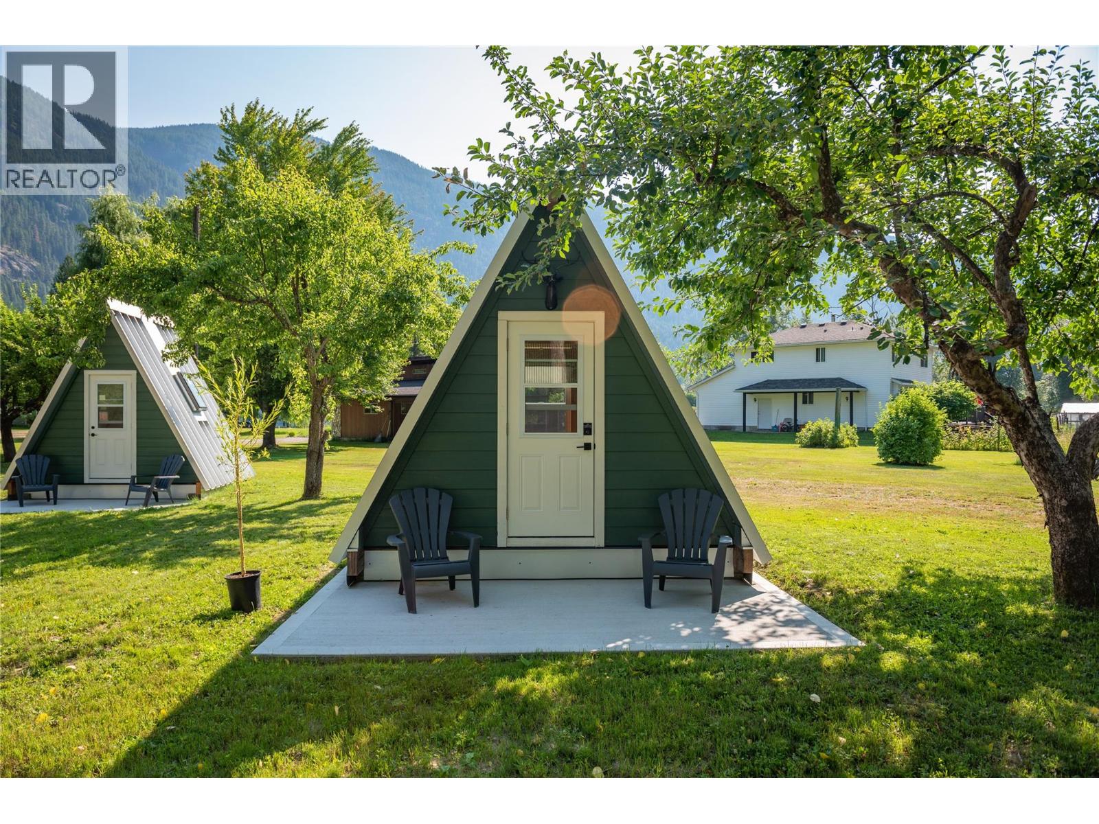 3045 Bower Road, Slocan Park, British Columbia  V0G 2E0 - Photo 4 - 10396365