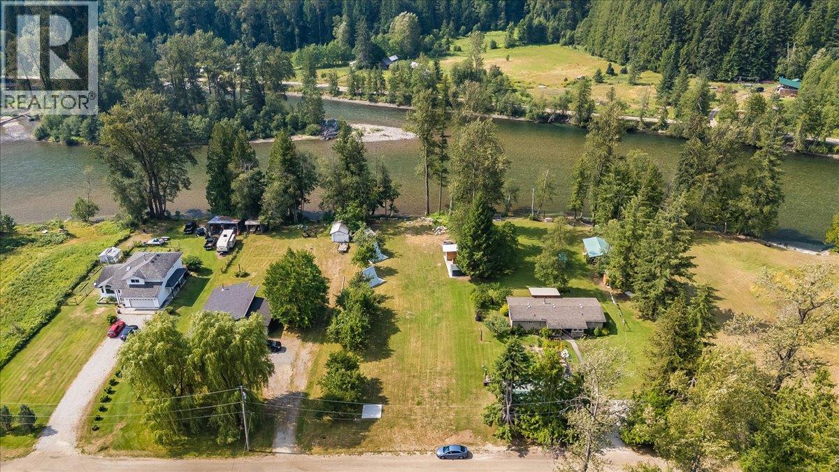 3045 Bower Road, Slocan Park, British Columbia  V0G 2E0 - Photo 26 - 10396365