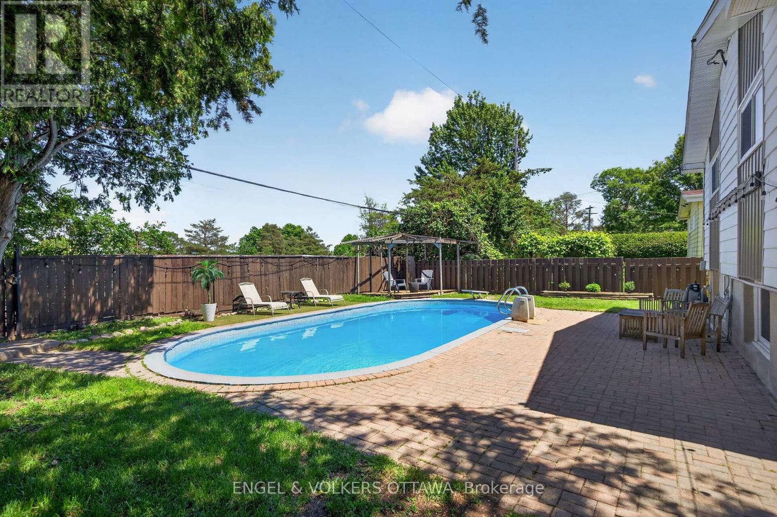 2265 Samuel Drive, Ottawa, Ontario  K1G 3C3 - Photo 29 - X13664732