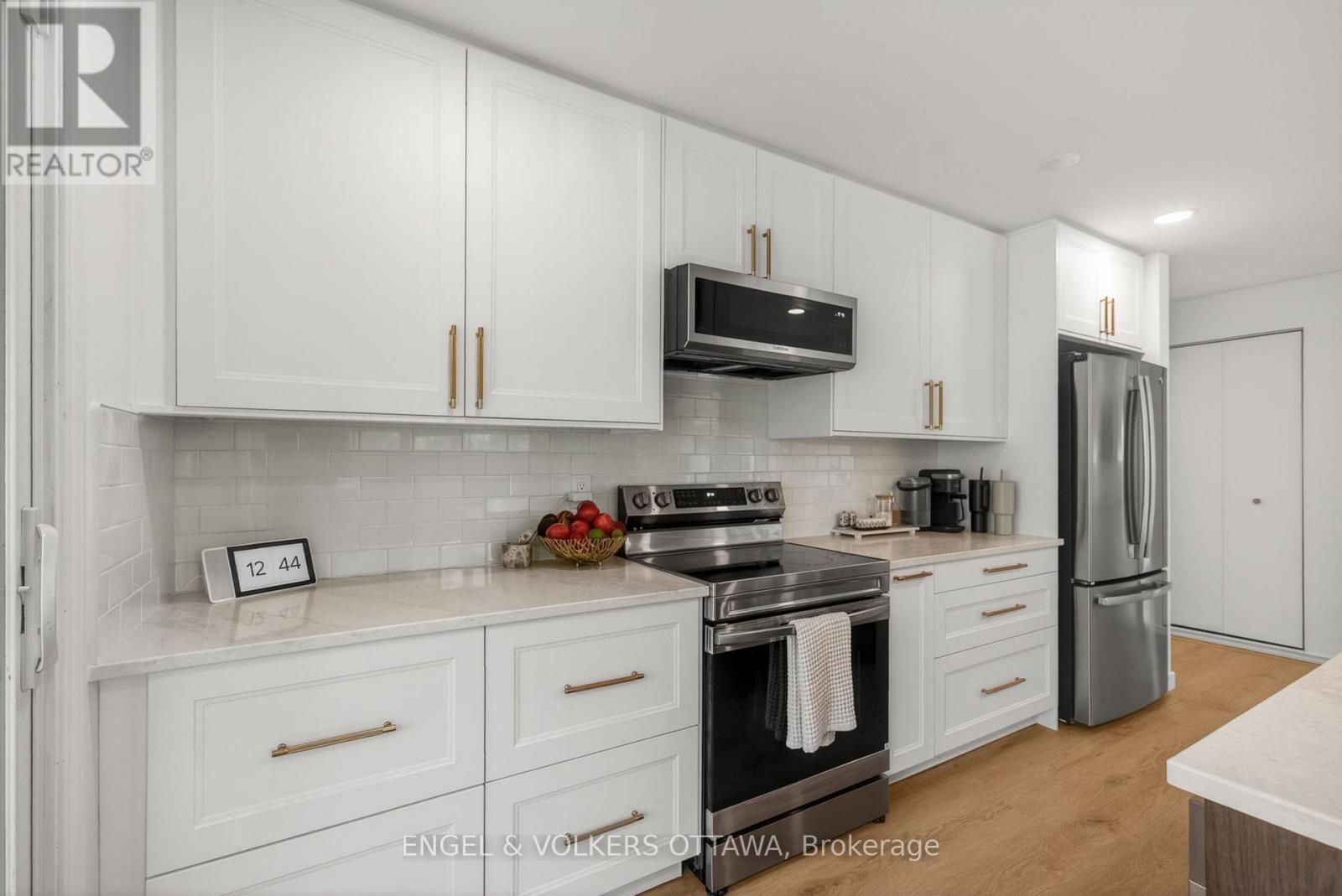 2265 Samuel Drive, Ottawa, Ontario  K1G 3C3 - Photo 8 - X13664732