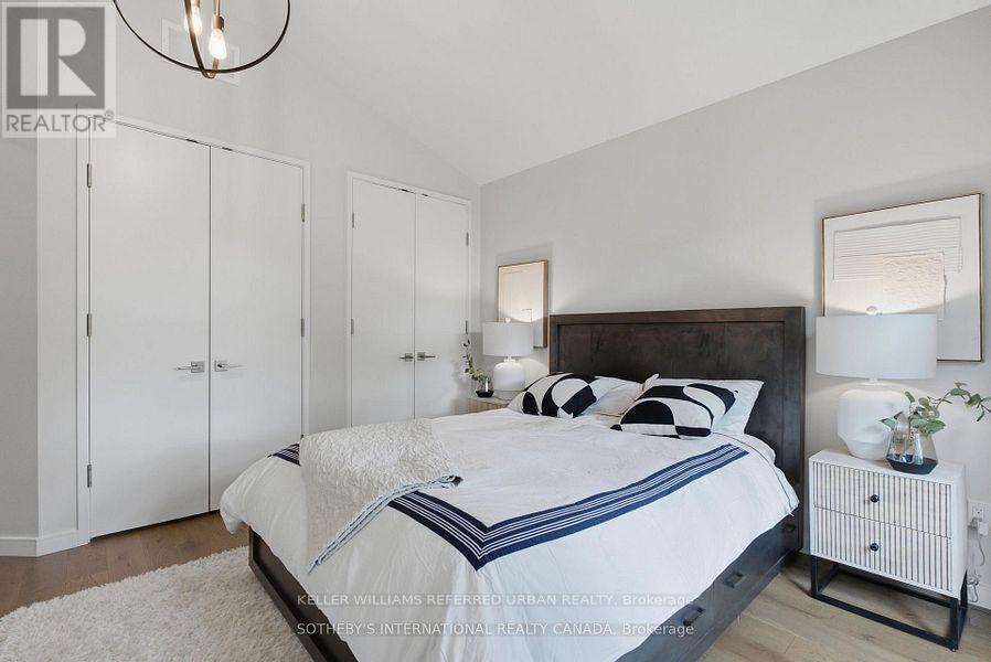 2 - 32 Eaton Avenue, Toronto, Ontario M4J 2Z5 - Photo 3 - E13664734