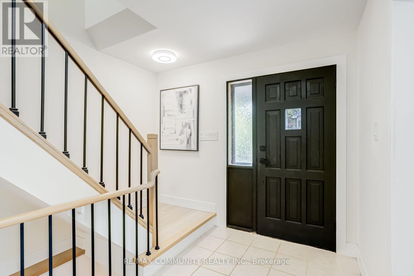 90 Euclid Avenue, Toronto, Ontario  M1C 1J9 - Photo 6 - E13664756