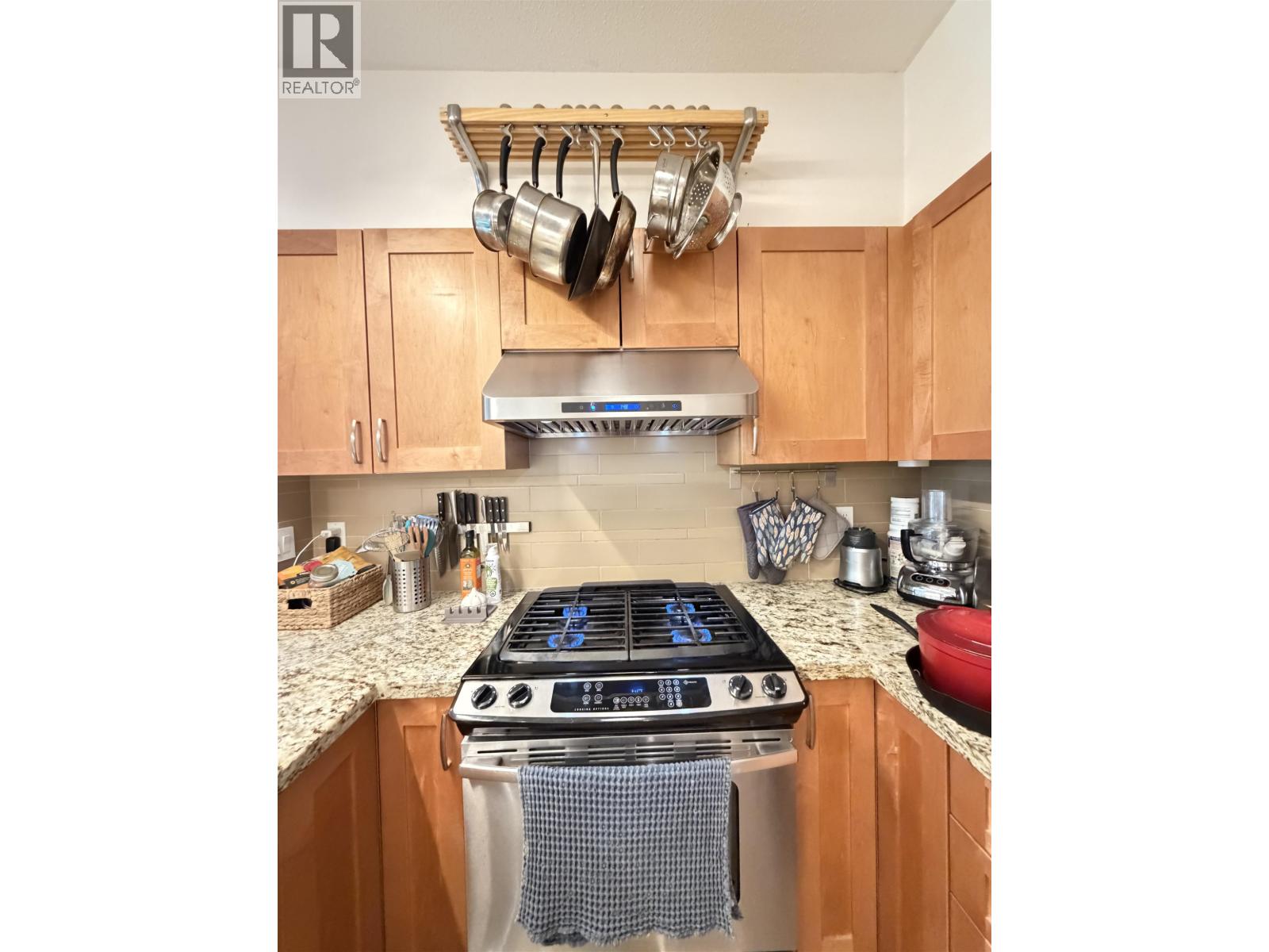318 1111 E 27th Street, North Vancouver, British Columbia  V7J 1S3 - Photo 10 - R3154699