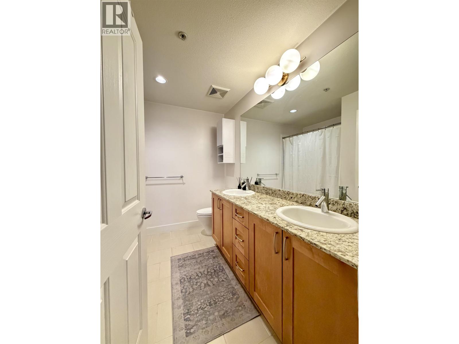 318 1111 E 27th Street, North Vancouver, British Columbia  V7J 1S3 - Photo 5 - R3154699