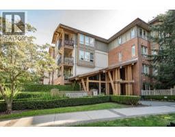 318 1111 E 27TH STREET, North Vancouver, British Columbia