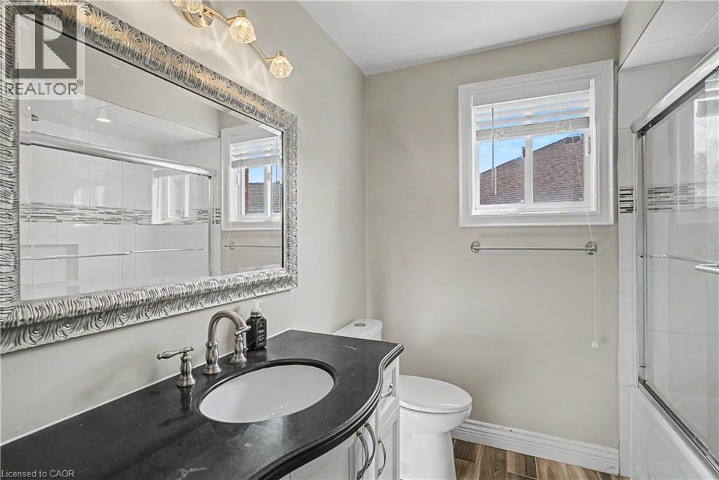 18 Gowinlock Court, Cambridge, Ontario  N1T 1N2 - Photo 36 - 40854767
