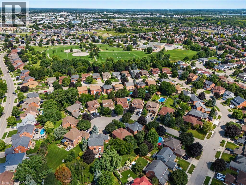 18 Gowinlock Court, Cambridge, Ontario  N1T 1N2 - Photo 9 - 40854767