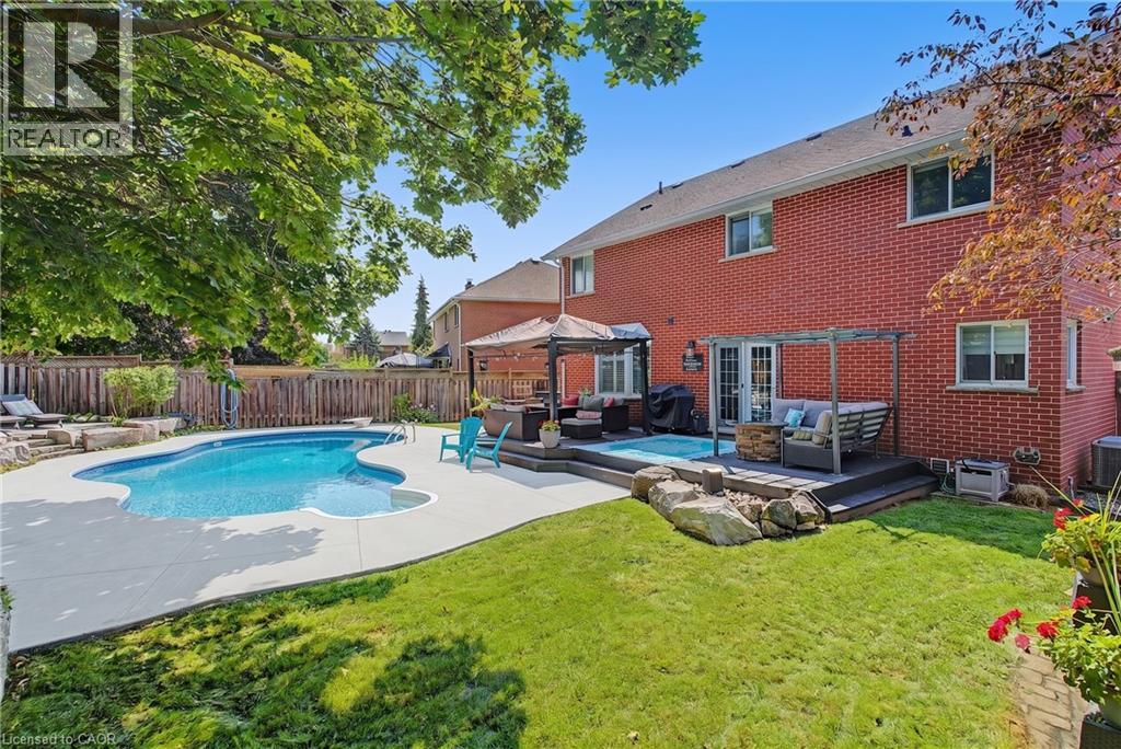 18 Gowinlock Court, Cambridge, Ontario  N1T 1N2 - Photo 6 - 40854767