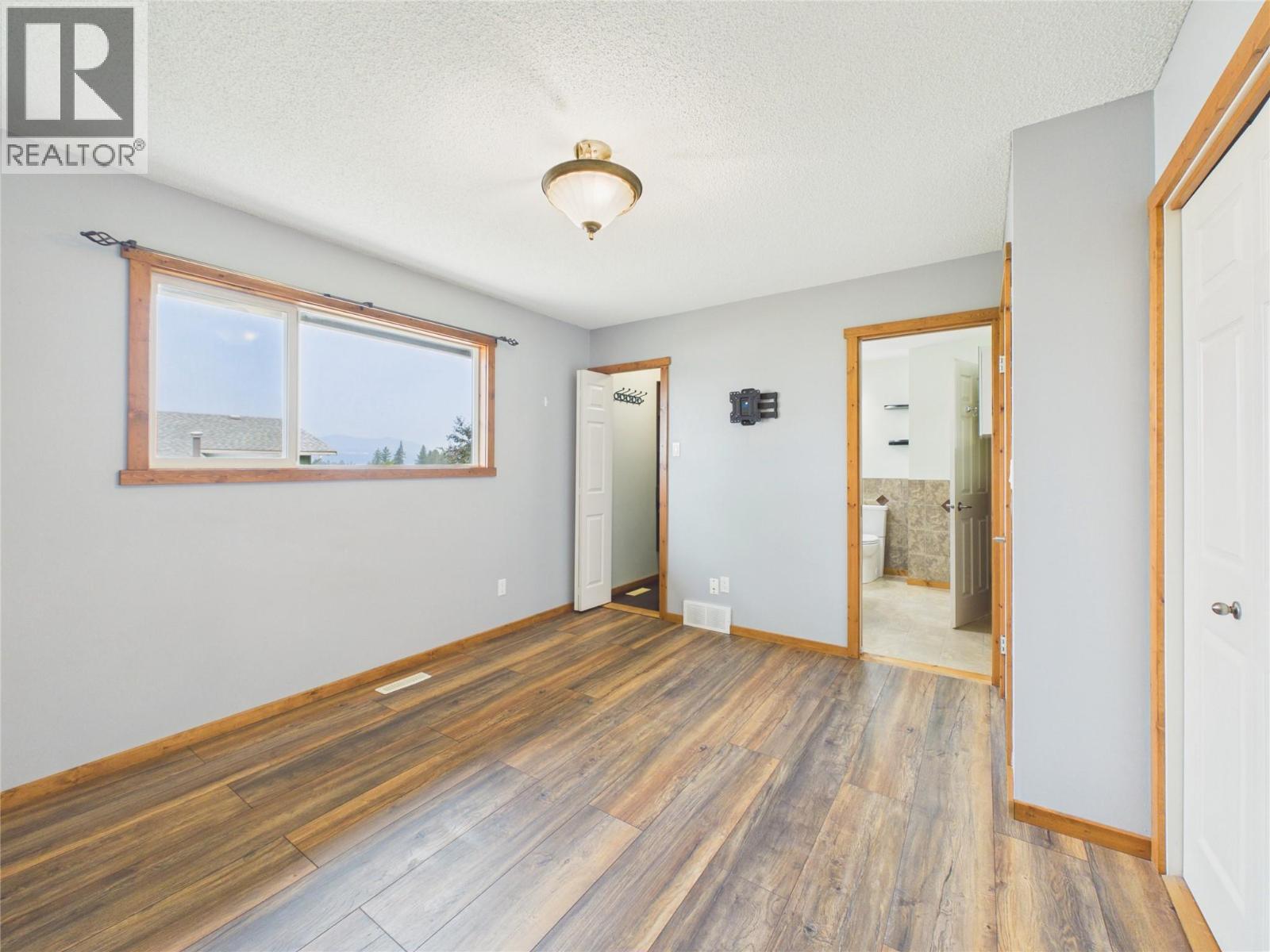 221 27th Avenue S, Cranbrook, British Columbia V1C 3J4 - Photo 18 - 10396197