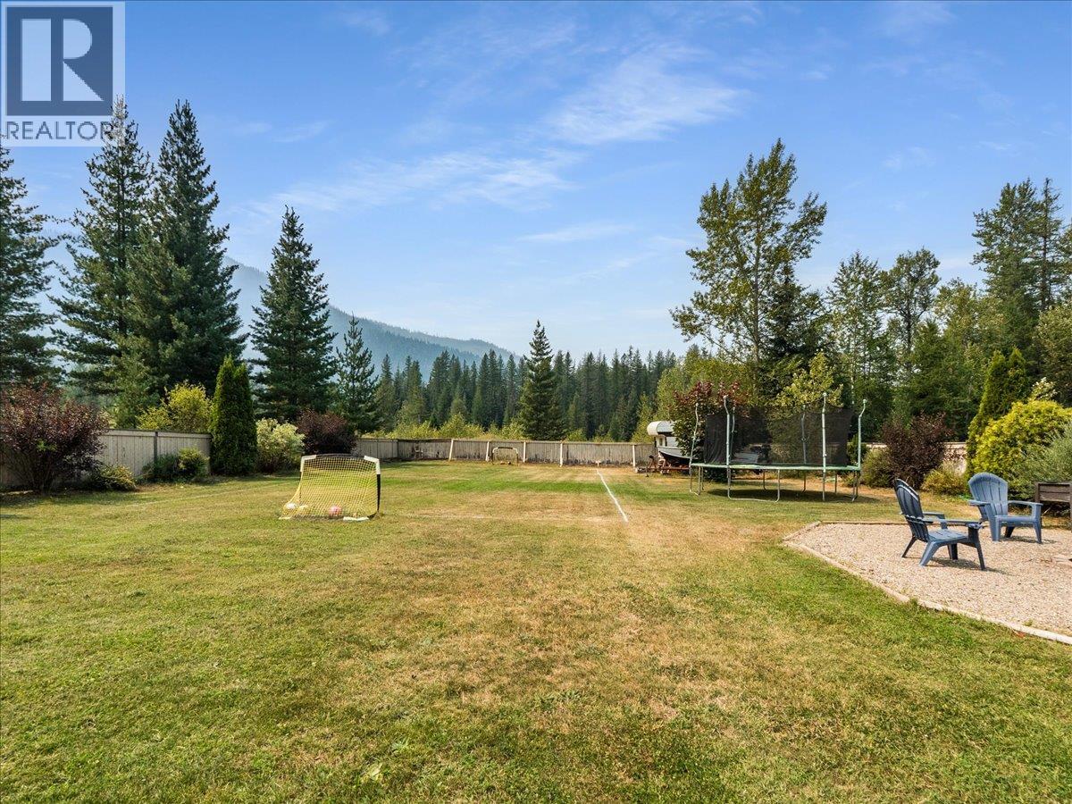 1328 Glendale Avenue, Salmo, British Columbia  V0G 1Z0 - Photo 62 - 10396699