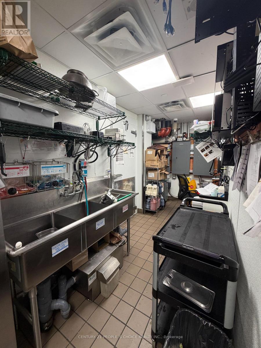 377 - 10 Dundas Street E, Toronto, Ontario  M5B 2L6 - Photo 12 - C13664020