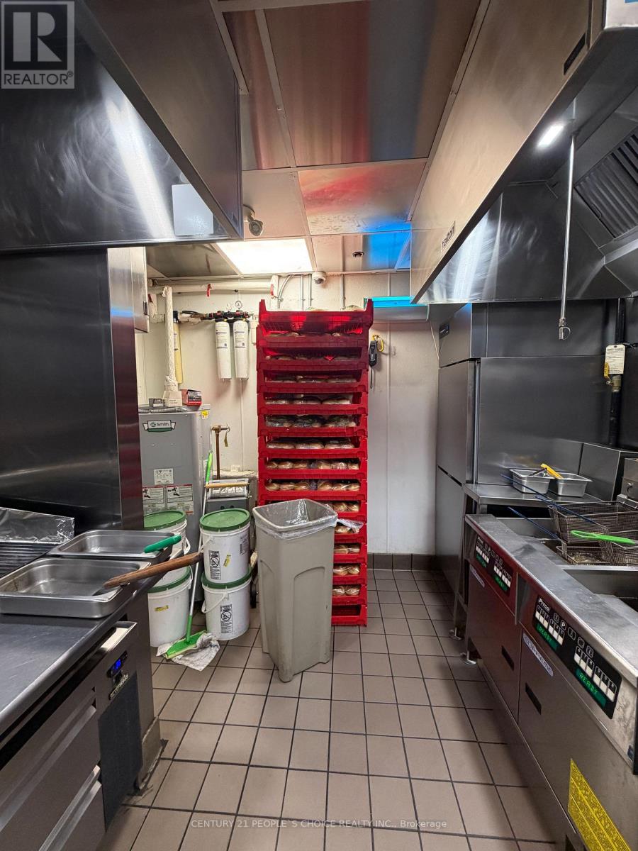 377 - 10 Dundas Street E, Toronto, Ontario  M5B 2L6 - Photo 17 - C13664020